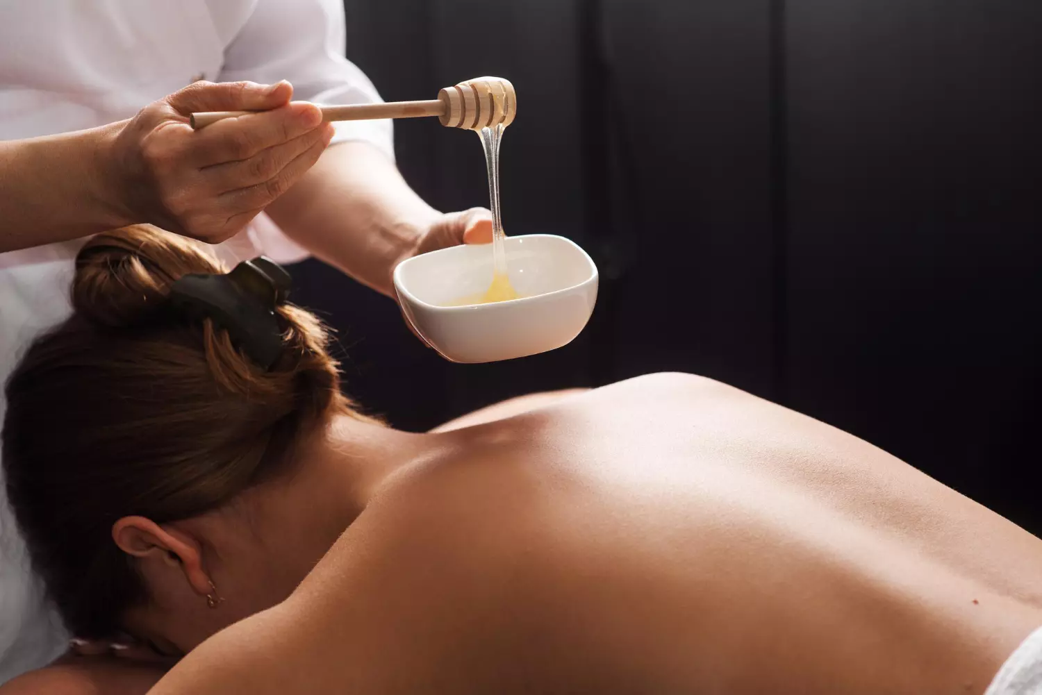 Honey massage. Санаторий Нехама в черте города Казань
