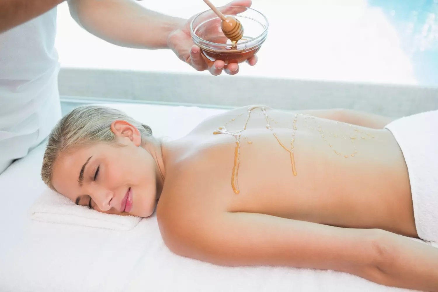 Honey massage. Санаторий Нехама отличная инфраструктура
